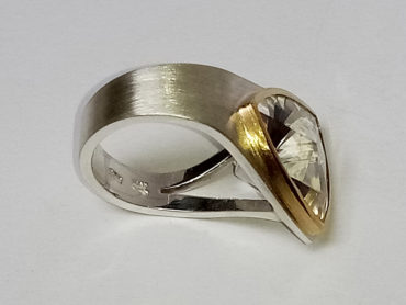 Ring: Silber, Gold, Bergkristall , Weite ca. 53--- 380,- €